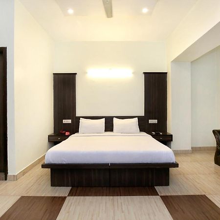 Oyo 9243 Trumpets Hotel أمريتسار المظهر الخارجي الصورة