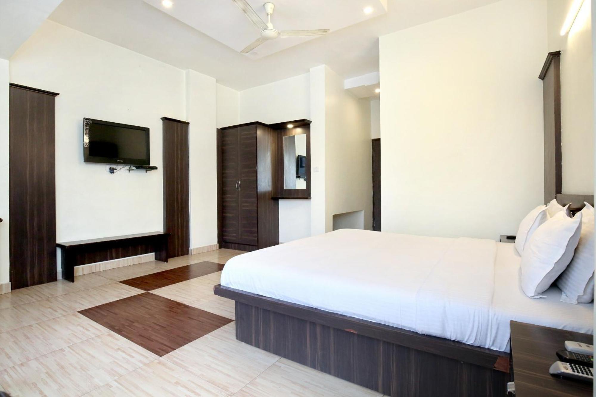 Oyo 9243 Trumpets Hotel أمريتسار المظهر الخارجي الصورة